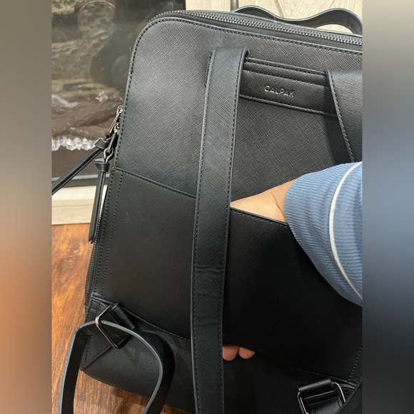Calpak Kaya 15 inch laptop backpack - Picture 11 of 14